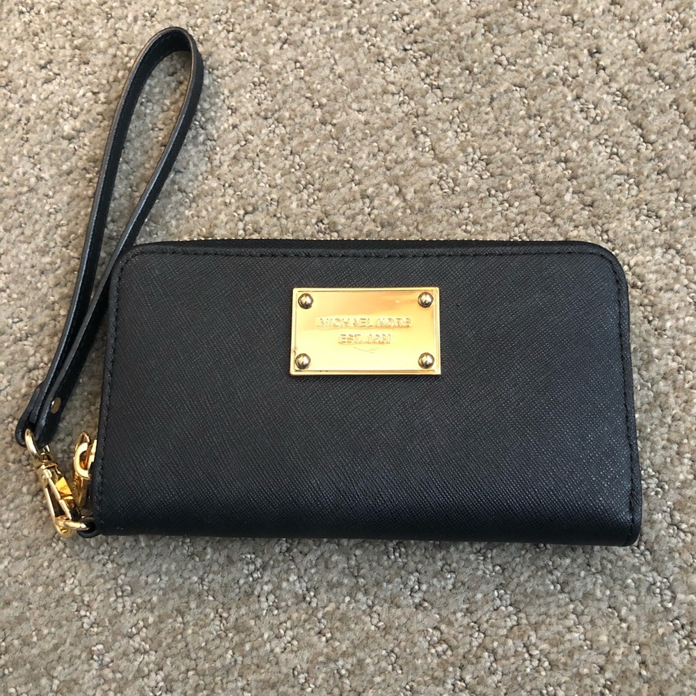 Black Michael Kors wristlet wallet